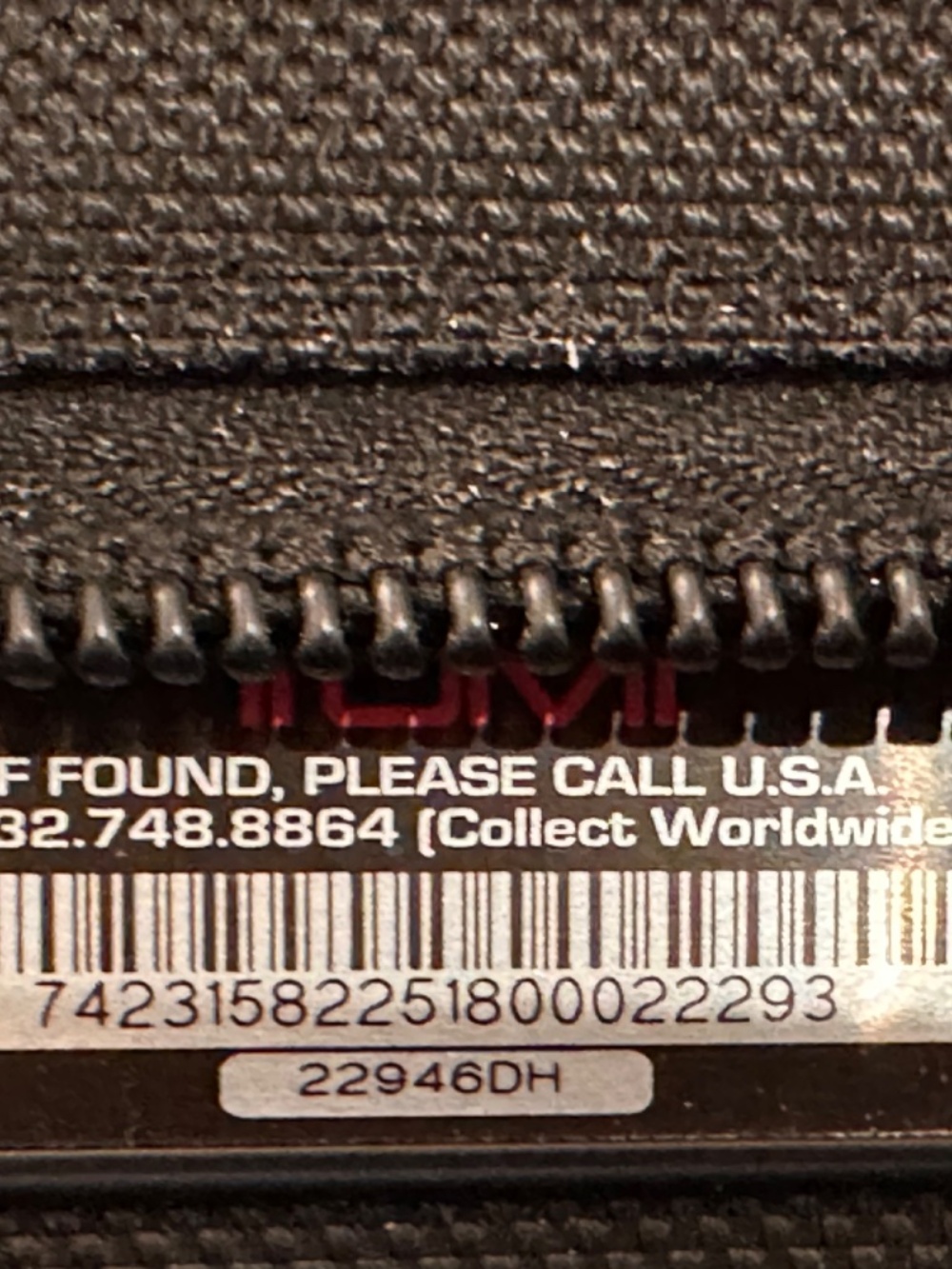 Tumi rolling carryon duffel bag - Picture 9 of 9